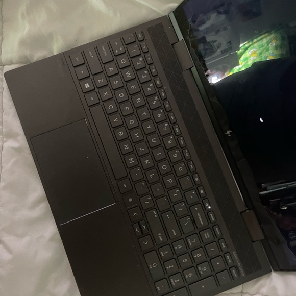 HP Envy laptop - Picture 4 of 11